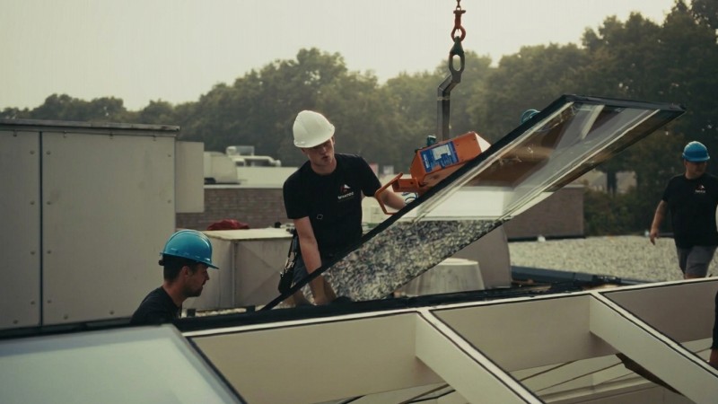 Wij plaatsen lichtstraten in <b>elk formaat</b> voor jouw keuken